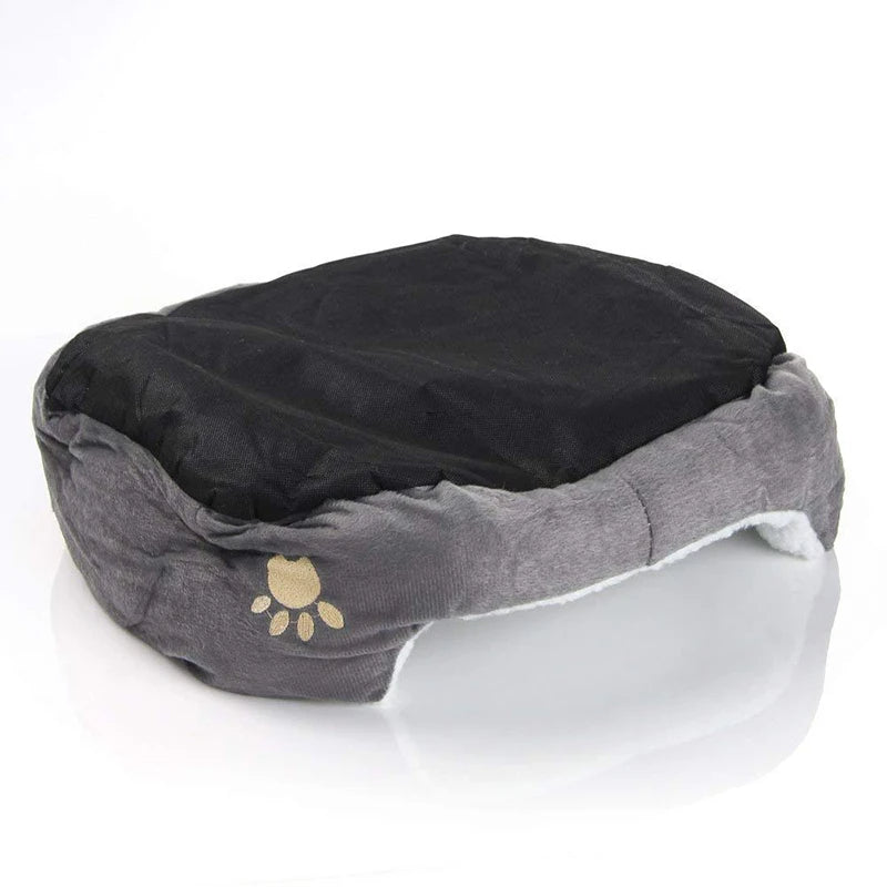 Cozy Cave Bed for Small Pets – Soft Lambswool and PP Cotton Design 3