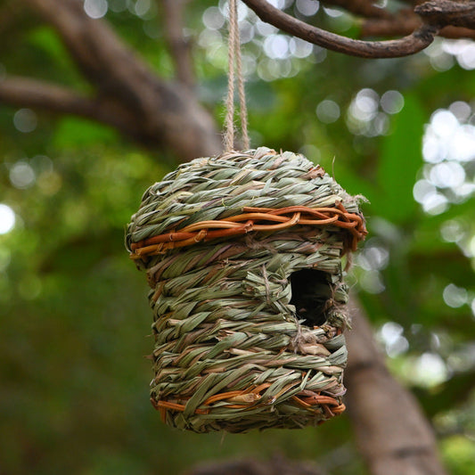 NestCraft Hand-Woven Straw Bird Cage – Artistic Handmade Decorative Bird Home