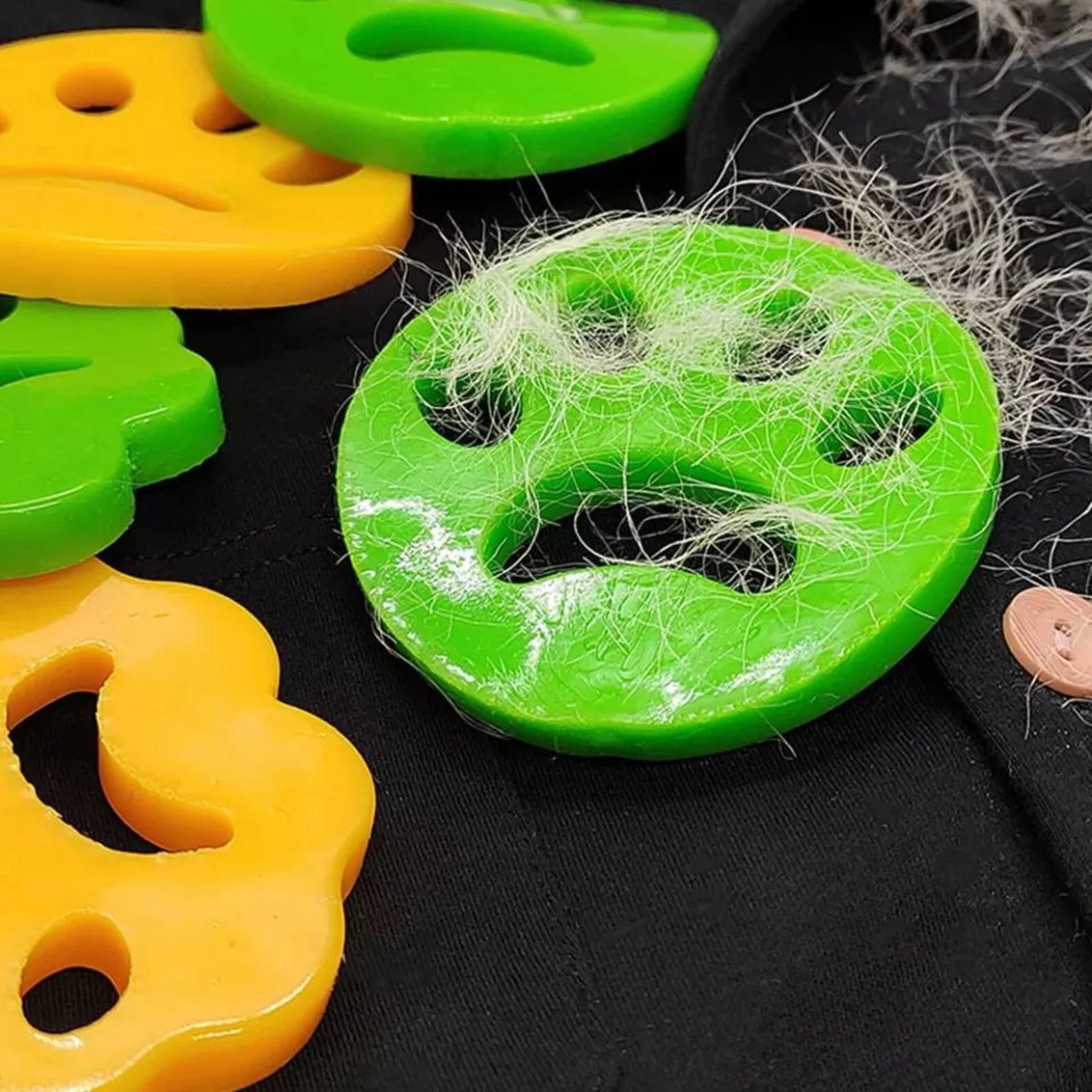 2-Pack Reusable Lint Roller and Pet Hair Remover – Effective Lint Brush for Clothes, Upholstery, and Car Interiors 1