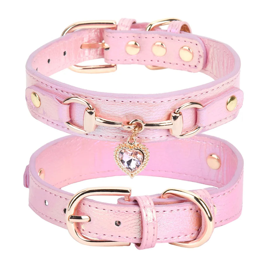 Adjustable Rhinestone Dog Collar with Heart Detail for Small to Medium Breeds – Stylish and Comfortable 3