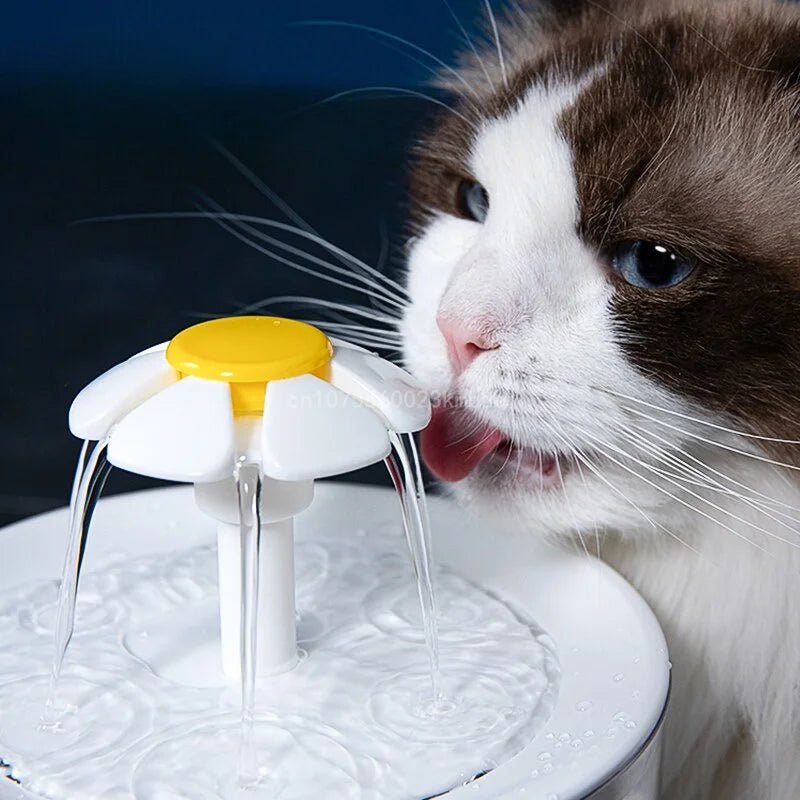 Automatic Pet Drinking Fountain with Flower Design – 1.5L or 2L Capacity for Cats and Small Dogs 2