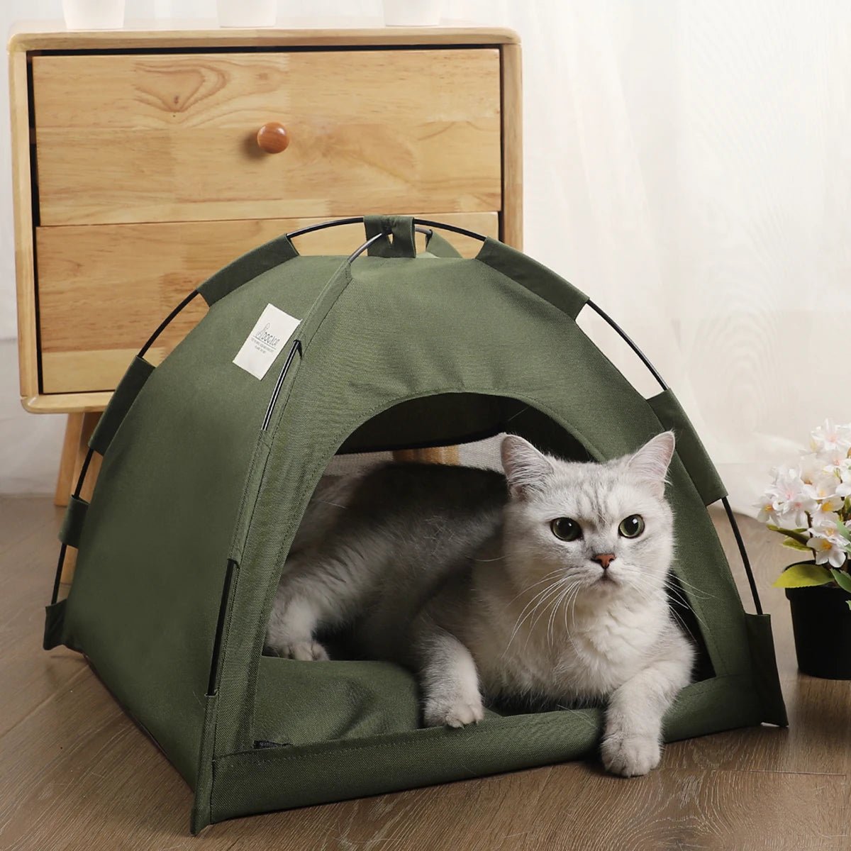 Cat Tent Bed with Clamshell Design – Cozy Sleeping Space for Cats and Kittens 2