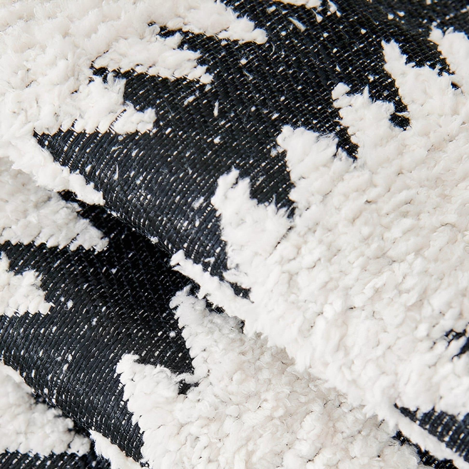 Chenille Chevron Sofa Cover – Stylish Protection Against Dirt and Scratches for Modern Interiors 3