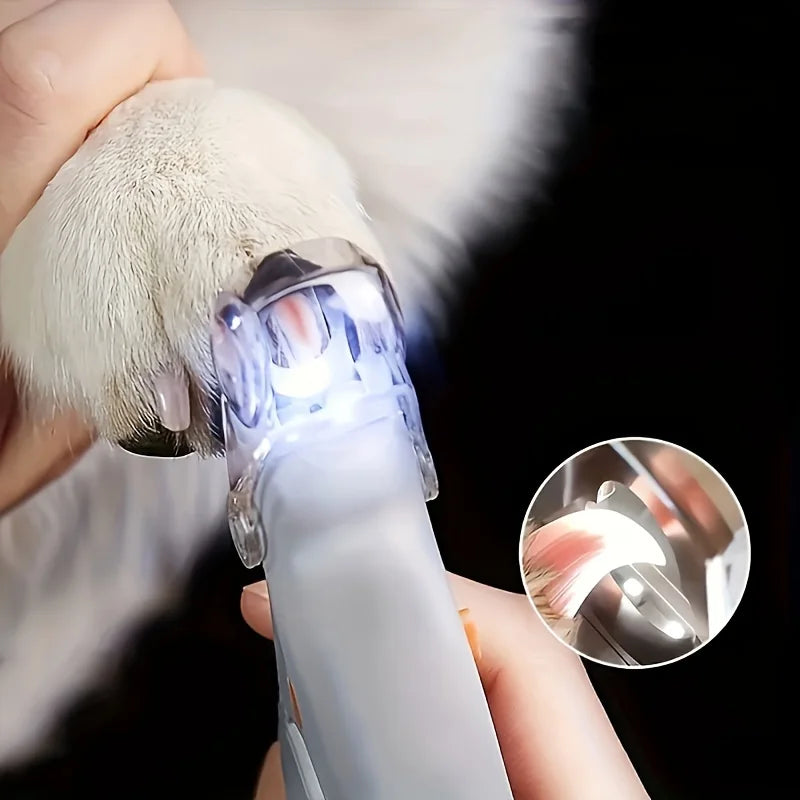 ClawLight LED Nail Clippers for Dogs and Cats – Ergonomic Handle for Safe and Precise Trimming 1