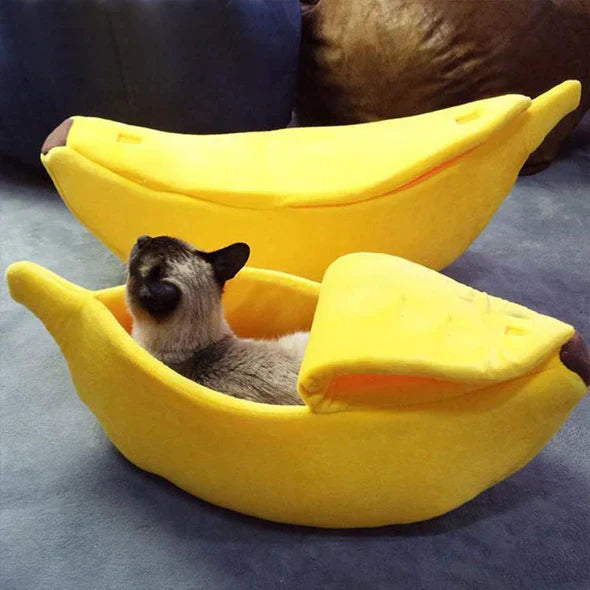 Cozy Banana-Shaped Pet Bed for Cats and Small Dogs – Soft Plush Semi-Enclosed Design for Comfort and Security 1