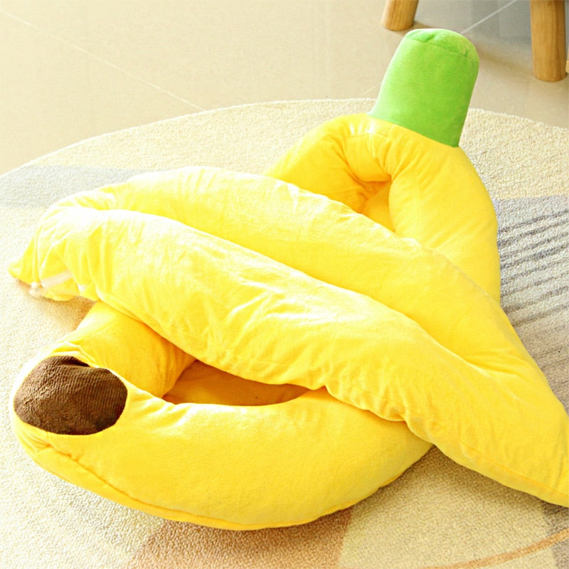 Cozy Banana-Shaped Pet Bed with Soft Plush Cushion and Removable Liner for Cats and Small Dogs 5