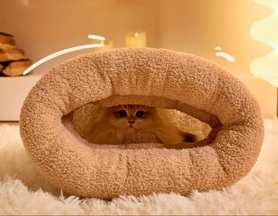 Cozy Cat Bed Sleeping Bag, Plush and Portable Pet Bed, Machine Washable, Ideal for Small to Medium Cats 4