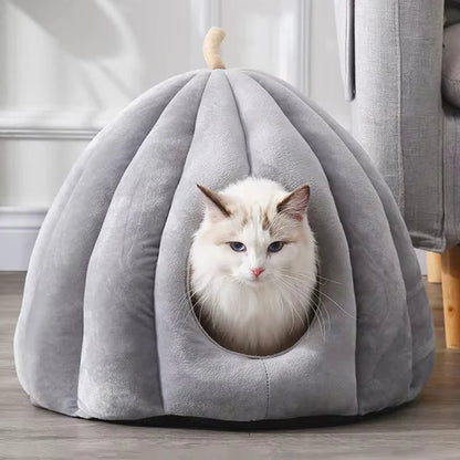 Cozy Closed Cat Bed in Pumpkin Shape – Warm Plush Indoor Bed for Cats, Soft and Breathable Design 5