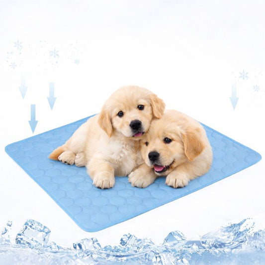 Extra-large dog cooling mat featuring self-cooling technology, made from durable blanket-style fabric, perfect for indoor and outdoor use to keep pets comfortable in hot 0