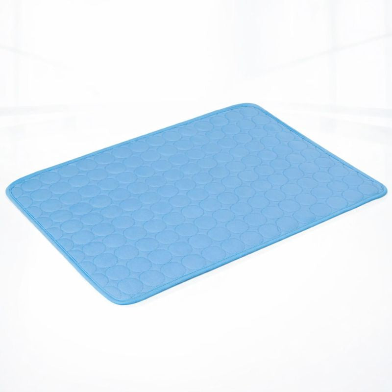Extra-large dog cooling mat featuring self-cooling technology, made from durable blanket-style fabric, perfect for indoor and outdoor use to keep pets comfortable in hot 3