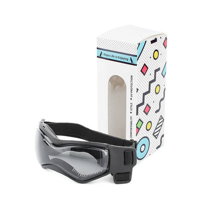 Dog goggles with UV protection featuring an adjustable strap, designed for canine eye safety during outdoor activities, ensuring durability and comfort for pets. 5