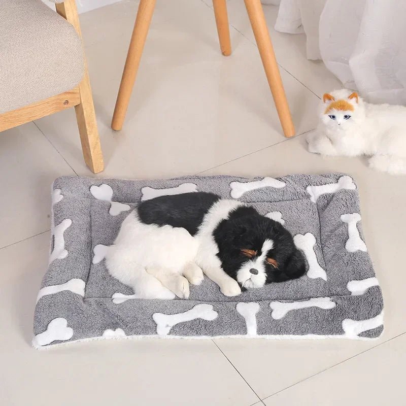 Double-Sided Pet Mat – Soft Plush Cushion for Cats and Dogs 4