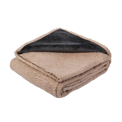 Dual-Sided Waterproof Dog Blanket with Sherpa Fleece – Lightweight, Portable Pet Sleeping Blanket for Home and Travel 2