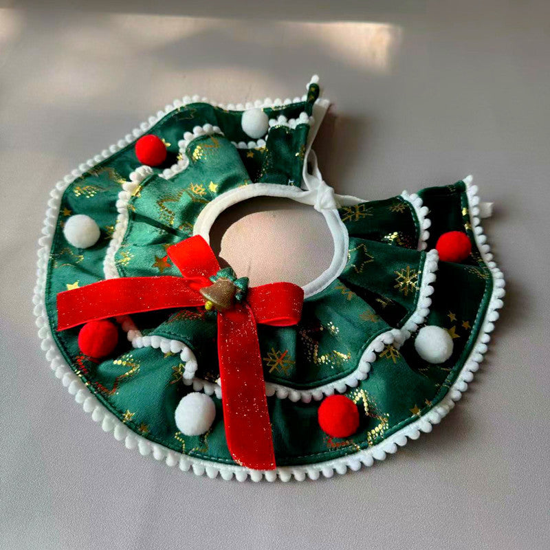 Festive Christmas Tree Scarf Collar for Pets – Soft and Comfortable Holiday Accessory 3