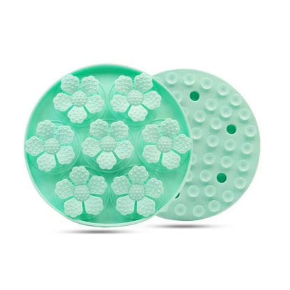 Flower-Shaped Silicone Slow Feeder for Dogs and Cats – Interactive Feeding Mat 5
