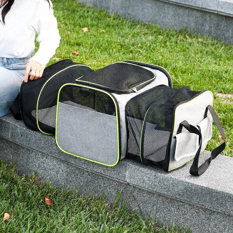 Foldable Pet Carrier Bag for Small Pets – Lightweight, Portable Design with Mesh Ventilation and Secure Zipper Closure 5