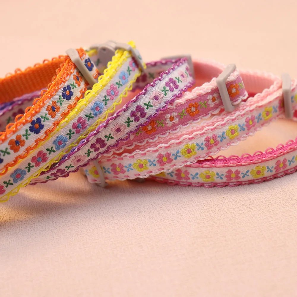 Handmade Floral Pattern Pet Collar – Adjustable and Colorful for Cats and Puppies 4