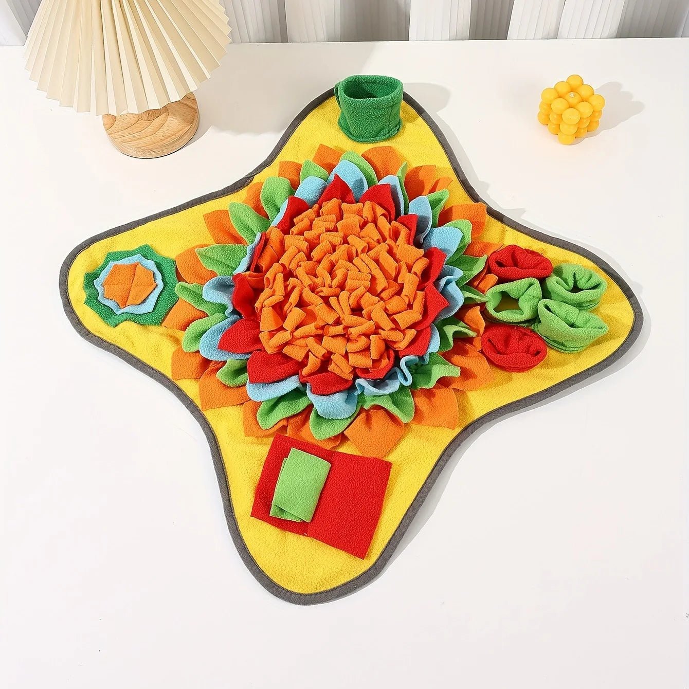 Interactive Snuffle Mat for Dogs – Engaging Food Puzzle for Mental Stimulation 4