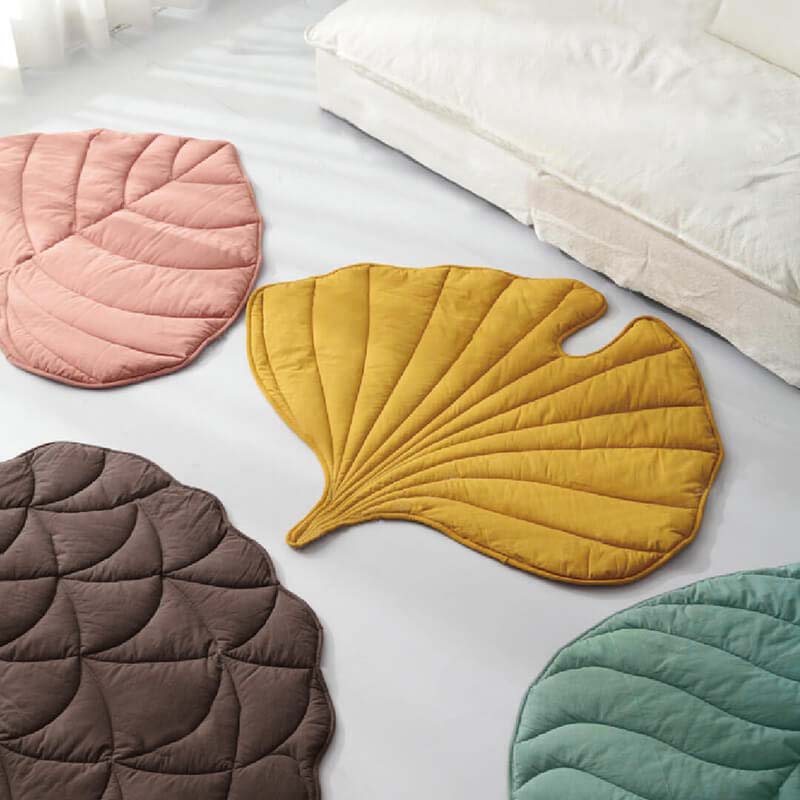 Leaf-Shaped Dog Bed – Soft and Breathable Pet Bed for Indoor and Outdoor Use 3