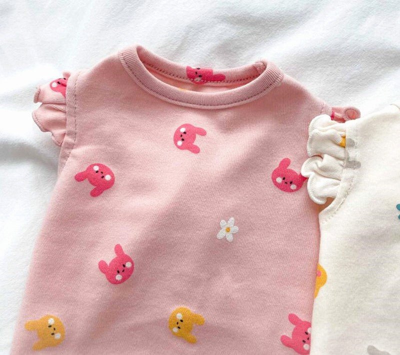 Lightweight Sleeveless Vest for Pets – Cozy Velvet with Adorable Rabbit Pattern 0