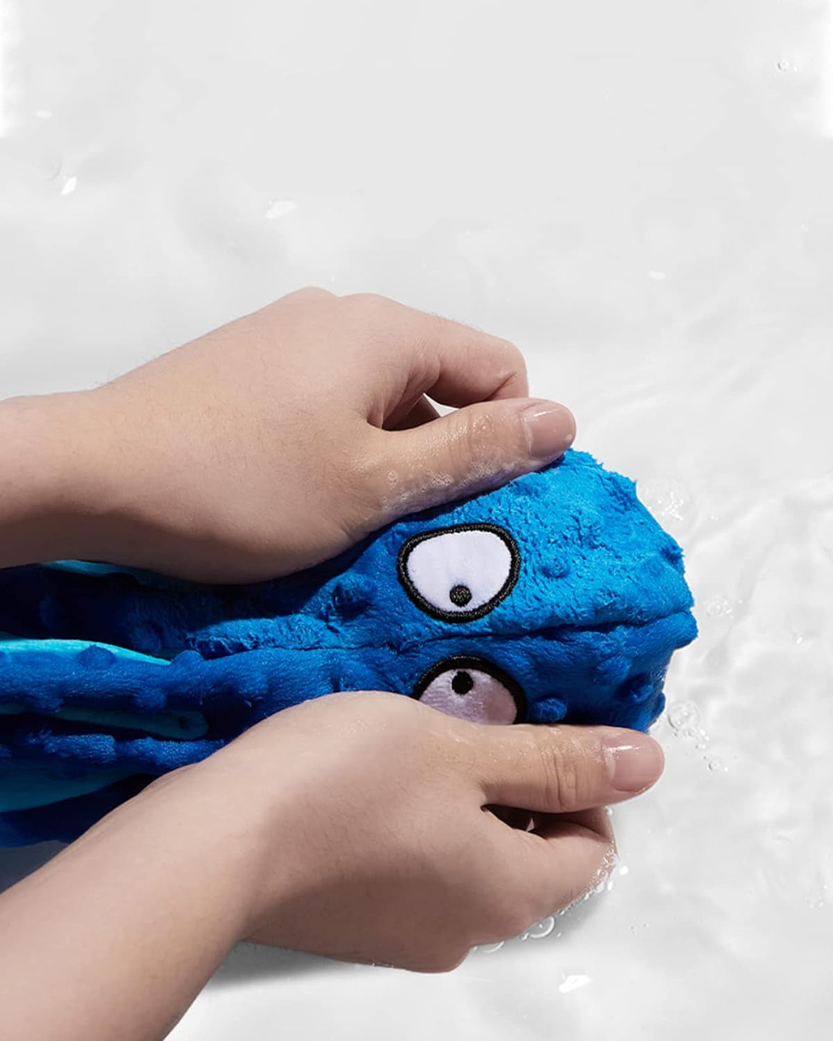 No Stuffing Plush Octopus Squeaky Dog Toy with Crinkle Tails – Interactive Toy for Small to Large Dogs 6