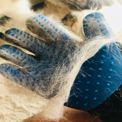 Pet Grooming Gloves for Cats and Dogs – Adjustable Deshedding Mitt with Soft Bristles for Gentle Grooming and Hair Removal 6
