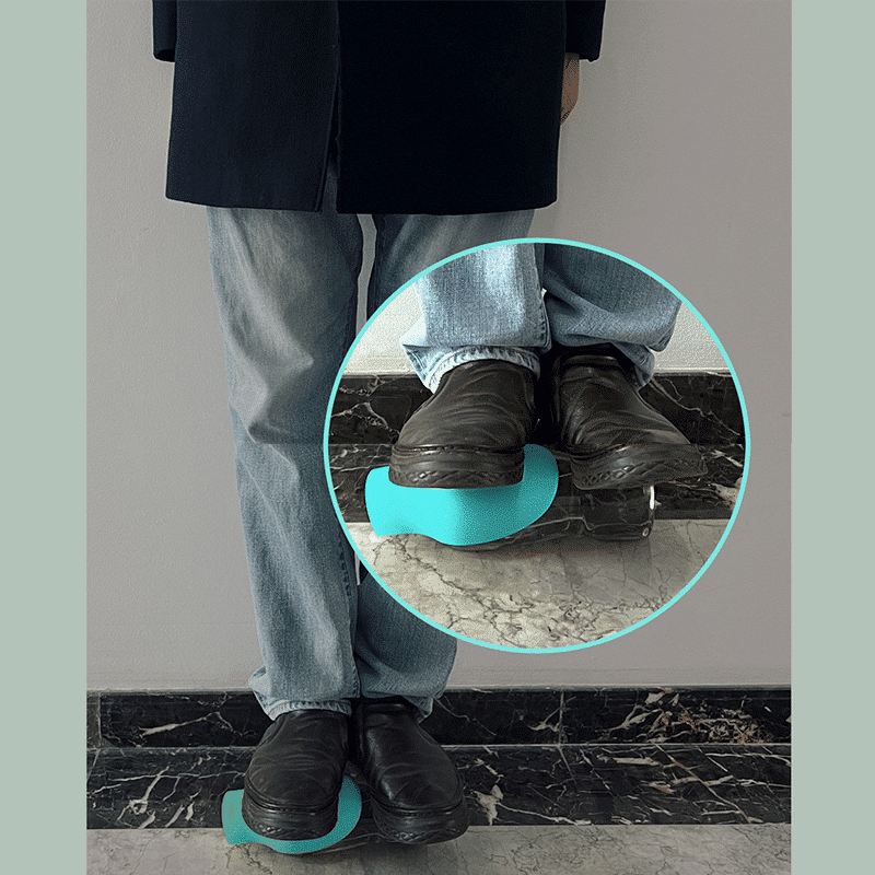 Portable Dog Water Bottle with Foldable Bowl – 27.05oz Leak-Proof Hydration Solution 3