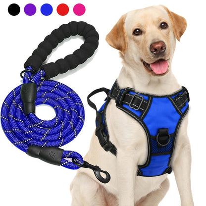 Reflective no-pull dog harness with adjustable Oxford fabric and leash set, designed for medium and large dogs for safe and comfortable walks. 4
