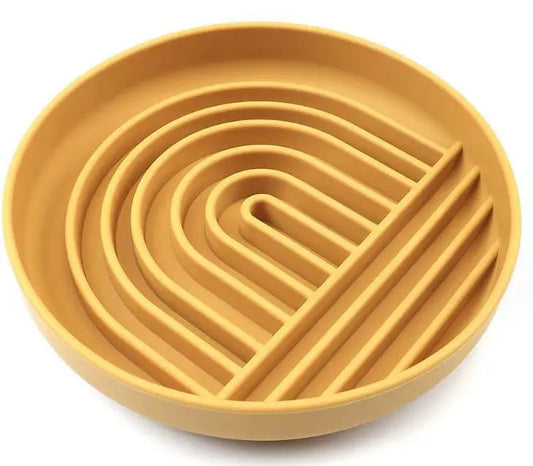 Silicone lick mat for dogs and cats featuring a non-slip base and textured surface, designed for slow feeding and enhancing pet mealtime enjoyment. 0