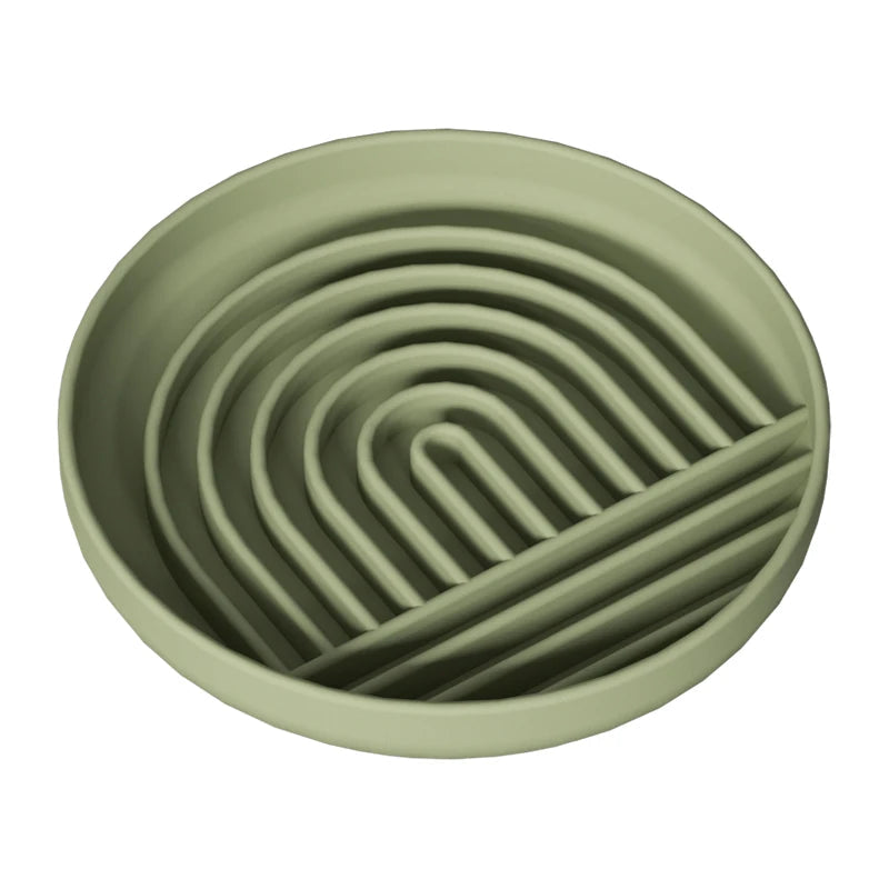 Silicone lick mat for dogs and cats featuring a non-slip base and textured surface, designed for slow feeding and enhancing pet mealtime enjoyment. 10