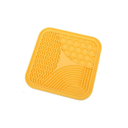 Silicone Lick Pad for Dogs and Cats – Slow Feeder Mat with Suction Cups, Reduces Anxiety, 20 x 20 cm 8
