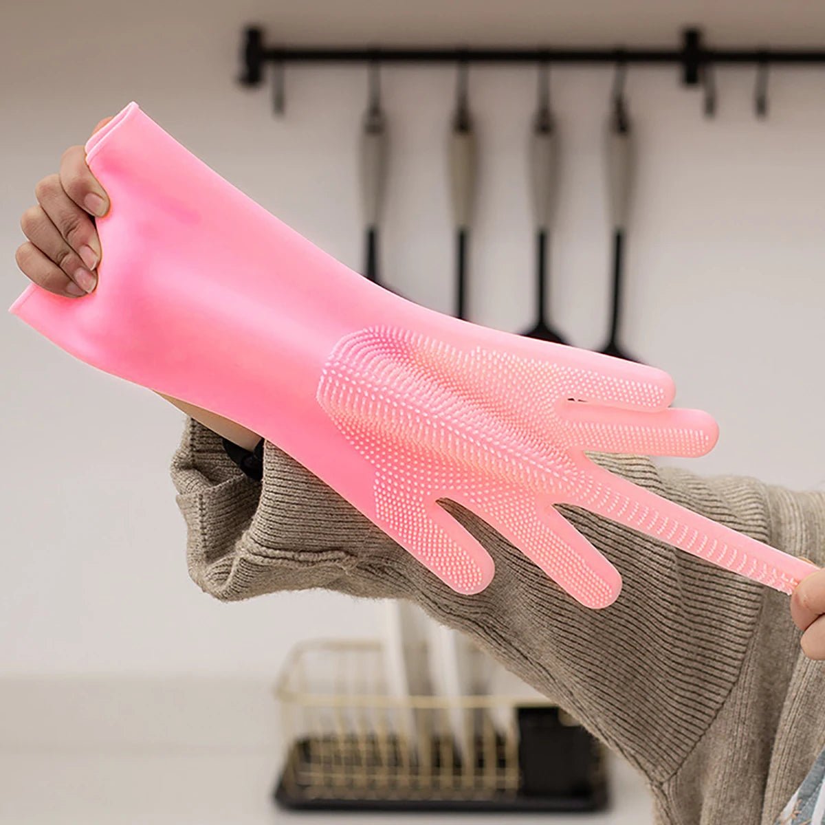 Silicone Pet Grooming Gloves for Cats and Dogs – Soft Massage Mitts for Hair Removal and Bathing 4