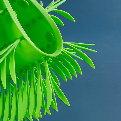 Silicone Pet Mat with Grass Design – Non-Slip, Easy to Clean Feeding Mat for Dogs and Cats, Vibrant Green 16.9cm x 36.1cm 4