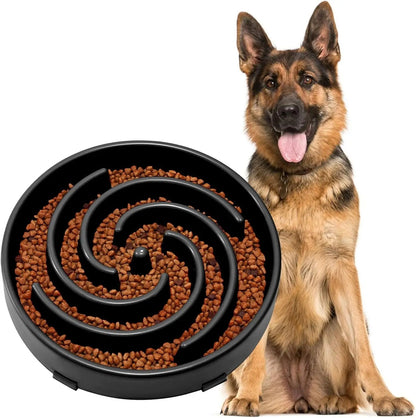 Slow feeder dog bowl featuring an anti-gulping maze design, perfect for medium and large dogs, with a durable non-slip base to prevent sliding during 6