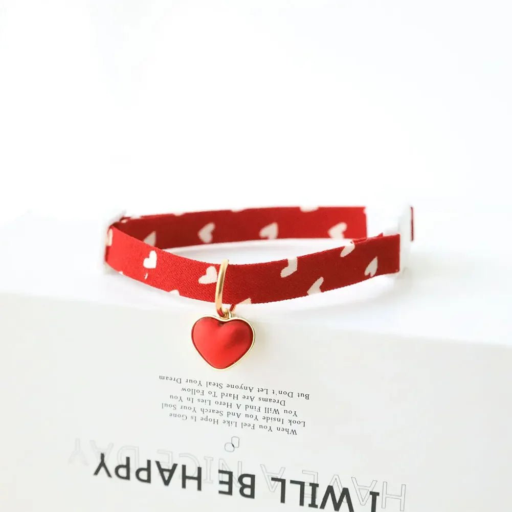 Stylish Adjustable Pet Collar with Heart Pattern and Flower Pendant – Durable Cotton Polyester 6