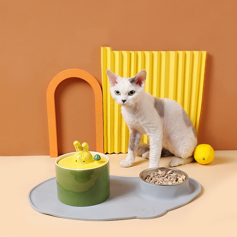 Stylish Rabbit Water Dispenser – Compact, Spill-Proof Design for Constant Hydration, Easy to Clean, 500ml Capacity 3