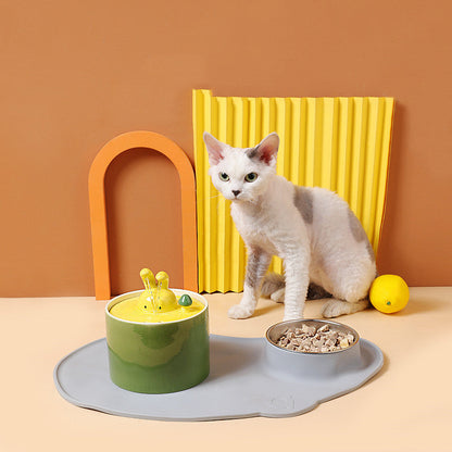 Stylish Rabbit Water Dispenser – Compact, Spill-Proof Design for Constant Hydration, Easy to Clean, 500ml Capacity 3