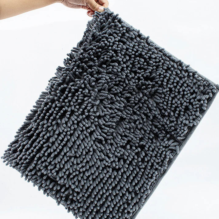 Ultra-Absorbent Dog Mat with Non-Slip Backing – Soft Microfiber for Comfort 4
