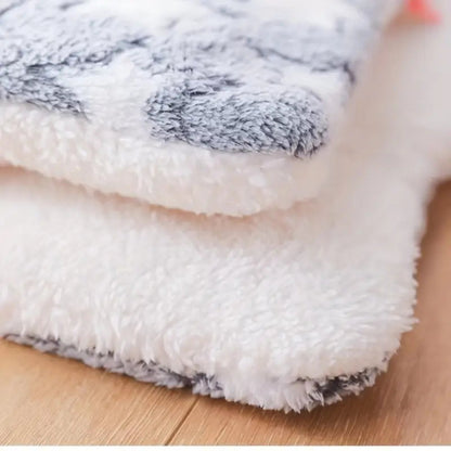 Ultra-Warm Pet Bed for Cats and Small Dogs – Soft Cotton Microfiber Cushion with Star Pattern – Cozy and Machine Washable 4