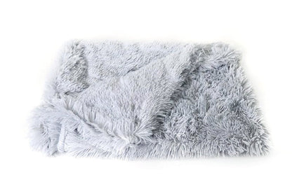 Ultra Soft Dog Blanket for Anxiety Relief – Calming Vegan Fur Throw, Machine Washable, Cozy Retreat for All Sizes 6