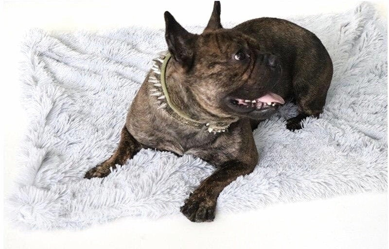 Ultra Soft Dog Blanket for Anxiety Relief – Calming Vegan Fur Throw, Machine Washable, Cozy Retreat for All Sizes 8