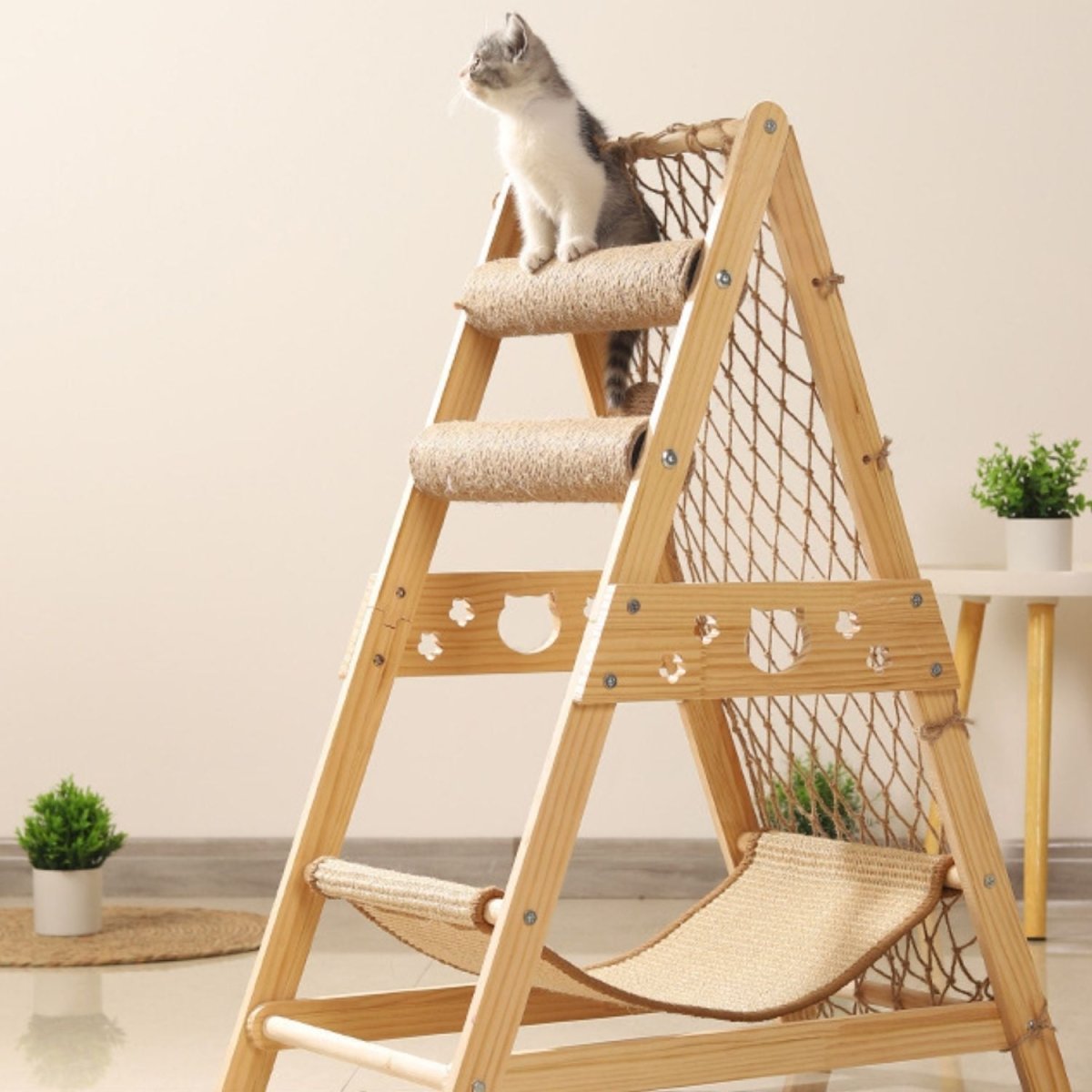 Wooden Cat Tower with Durable Sisal Scratching Post – Natural Climbing Tree for Cats, 85x65x40cm 1